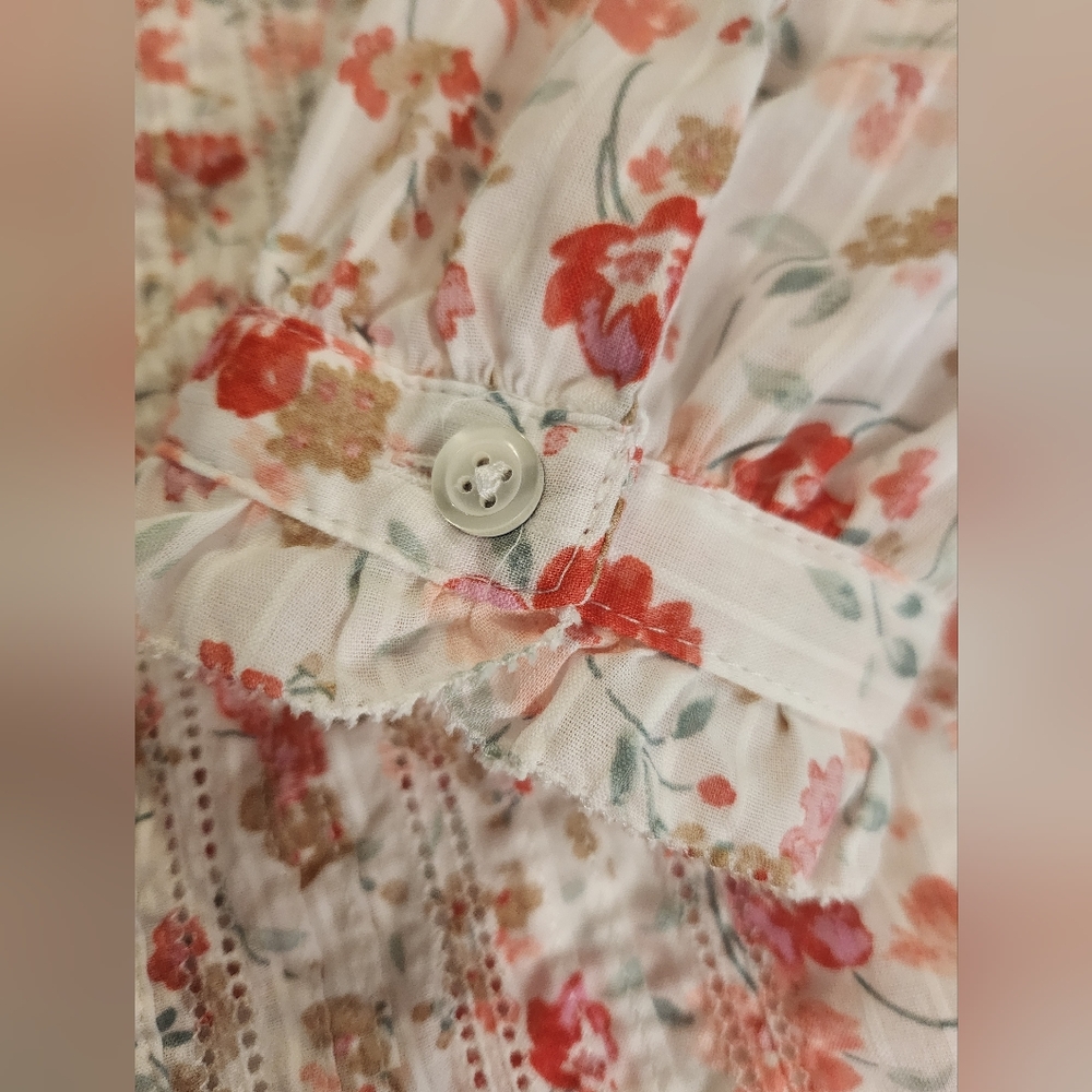 Talbots blouse - Picture 2 of 6